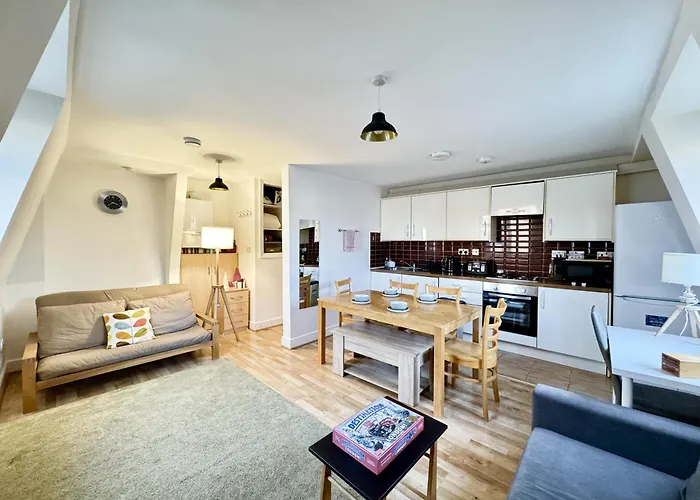 Comfortable Flat For Group Getaway Near King\'S Cross And Camden Town