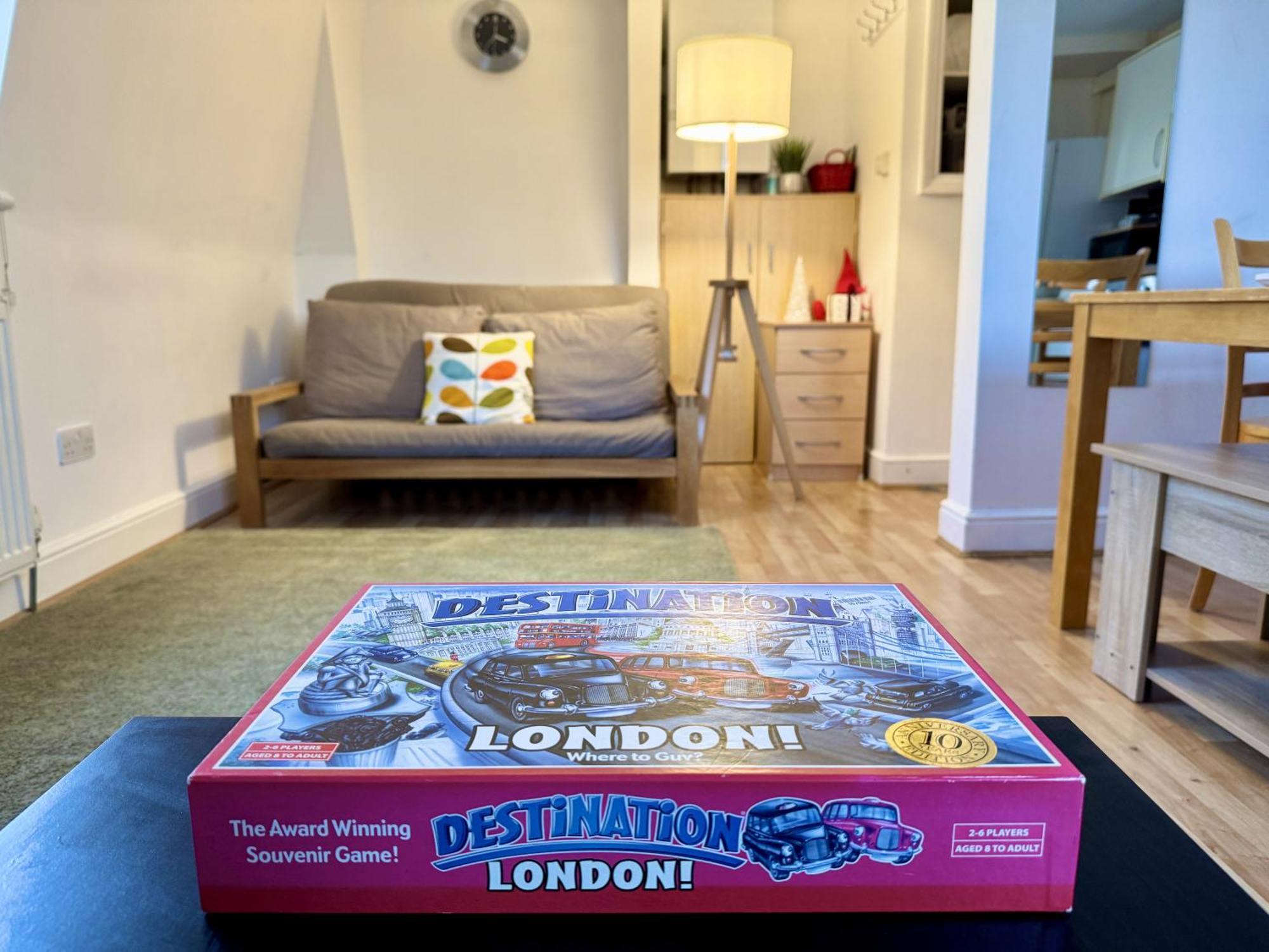 Comfortable Flat For Group Getaway Near King's Cross And Camden Town Appartamento Londra