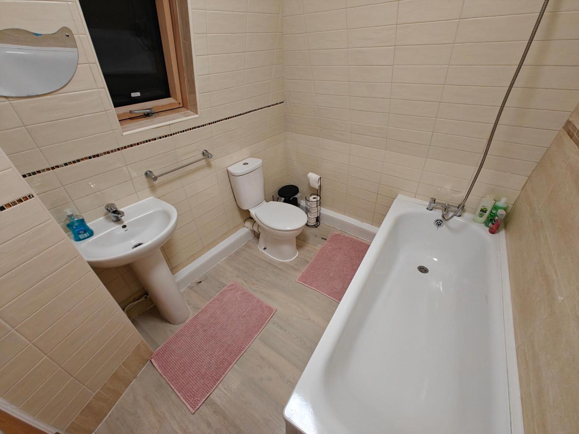 Comfortable Flat For Group Getaway Near King's Cross And Camden Town Appartamento Londra